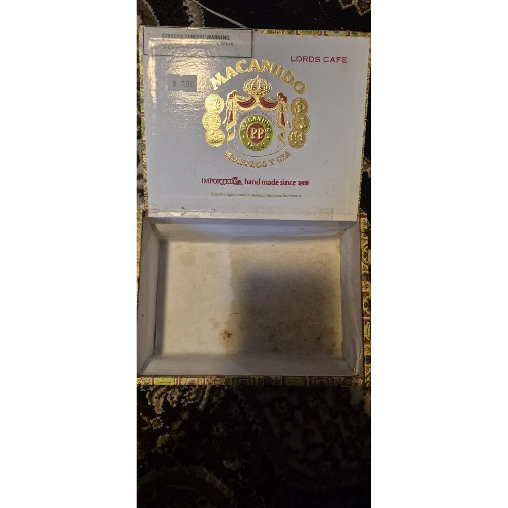 Macanudo‎ Lords Cafe EMPTY Wooden Cigar Box 25 Count Display
